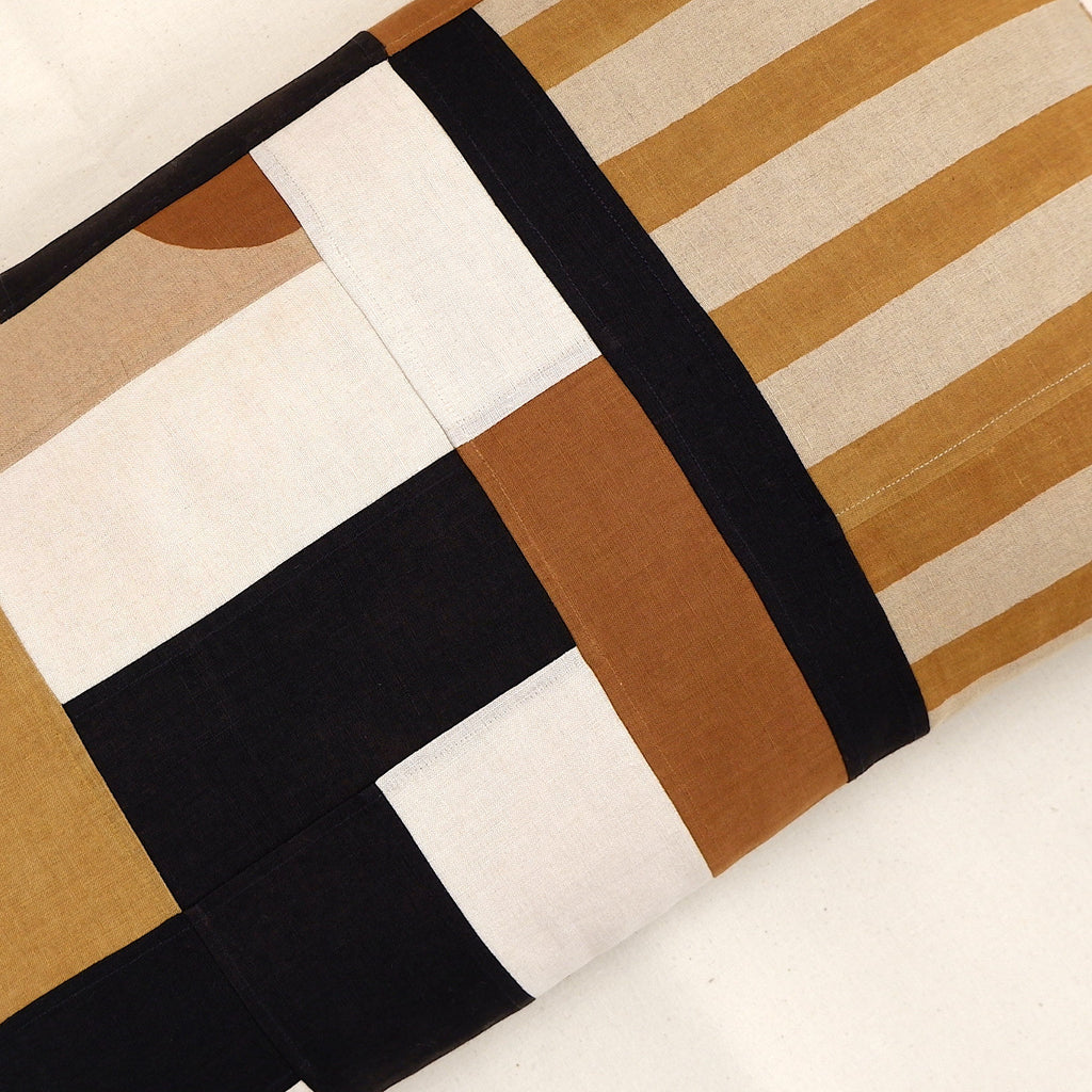Cushion 05 / Remnant