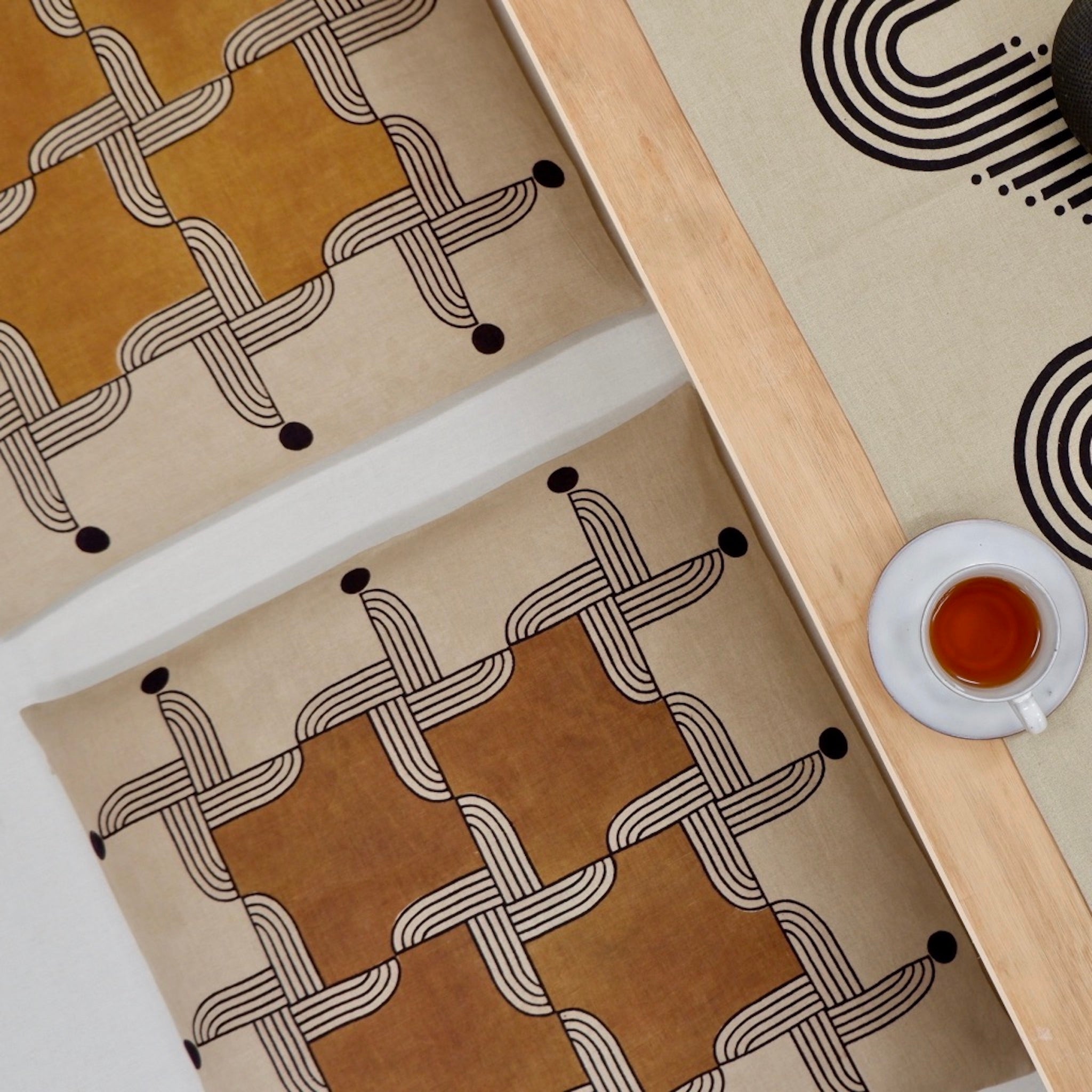 Windmill floor cushion/ brown